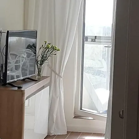 Aquamarina Onyx 109 アパート ミエンジズドロイェ