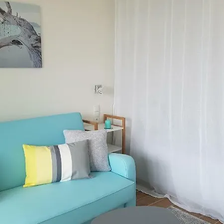 Aquamarina Onyx 109 アパート *